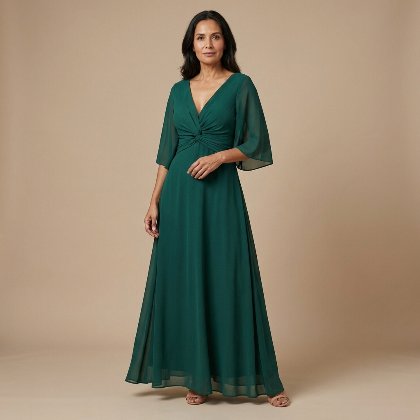 Lucia - Chiffonjurk met V-hals