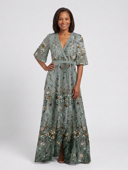 Stella & Grace™ | Floral V Neck Short Sleeve Maxi Dress